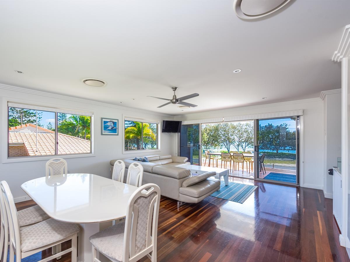 Nrma Woodgate Beach Holiday Park Esterno foto